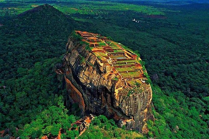 08 Nights in Magical Sri Lanka - Day 6 Tea Country, Waterfall Views, and the Start of Hill Country Magic