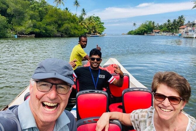 10 Days Sri Lanka Tour with Sujeewa - From airport meet-up to Sigiriya: a strong start in Colombo