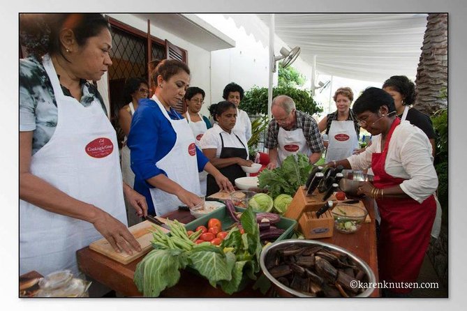 3 hour cooking experience - A home kitchen class with Chef Mohara Dole in Kotte