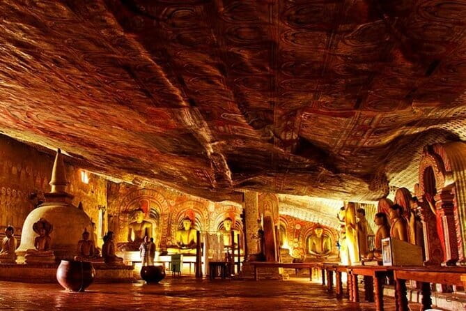 4 Days of Discovery and Delight in Sri Lanka - Day 2: Ranweli spices, Kandy’s Tooth Relic, waterfalls, and tea at Damro