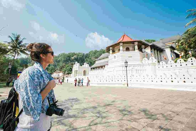 6-Day Sri Lanka Heritage Private Tour - Nuwara Eliya town time, waterfalls, then a coast finish near Negombo