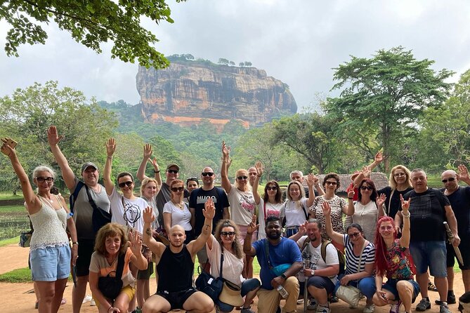 7 Day 6 Night Sri Lanka Culture and Beach Escape - Kandy Temple of the Tooth and a Kandyan dance show at the perfect energy level