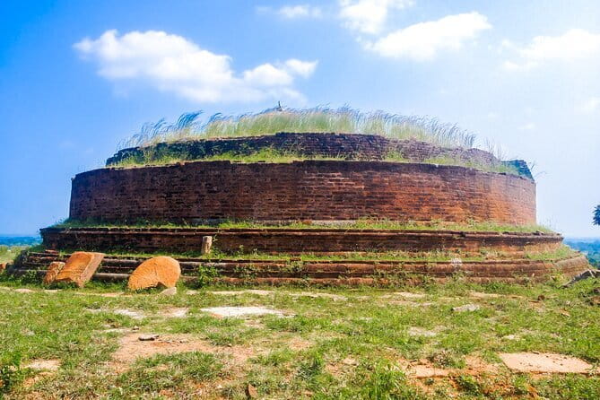 Adventure 2 days trip from trinco to sigiriya, with wild safari - The spa and spice promises, and how to handle them