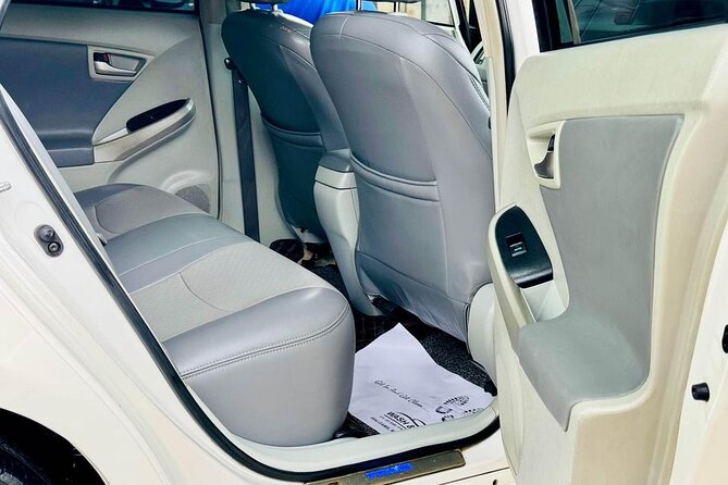 Airport Taxi Transfers from Colombo Airport to Galle - Meet-and-greet that helps you get your bearings fast