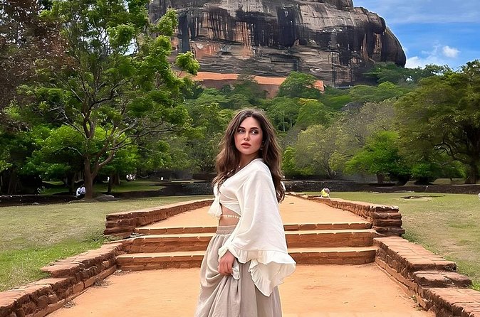 Airport Transfer to Colombo Ella Galle Sigiriya Kandy and More - How Long Is the Transfer, and What That Means for Your Day