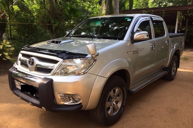 Airport Transfer to/from Anywhere - Airport to Hotel, Without the Colombo Chaos