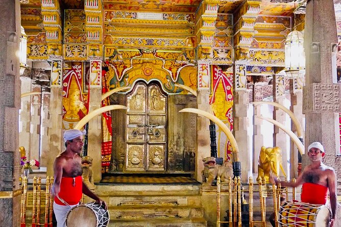All Inclusive Kandy Private Day Tour From Colombo and Negombo - Stop 5: Bahirawakanda Vihara Buddha Statue