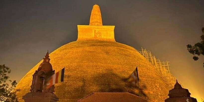 Anuradhapura Private Ancient City Day Tour - Ruwanweli Maha Seya: big stupa energy without the guesswork