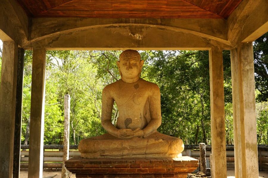 Anuradhapura Private Ancient City Day Tour - Jethawanaramaya: when ruins feel purposeful