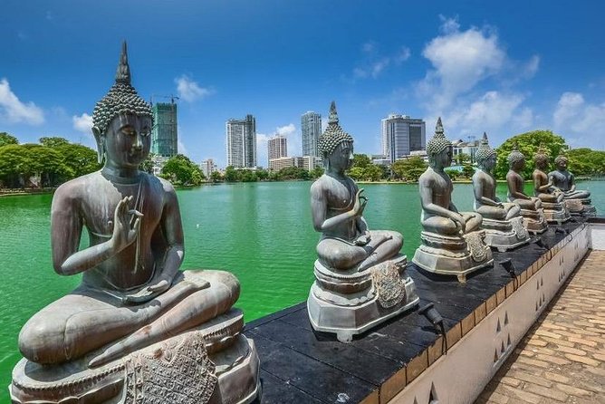 Best of Colombo - Private Guided City Tour - Jami Ul-Alfar Mosque: A Calm, Photogenic Faith Stop