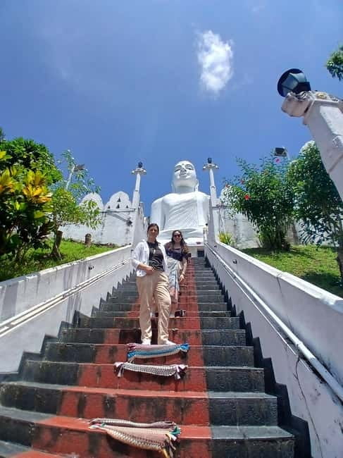 Best Private Kandy City Tour by Tuk Tuk with Local Guide - The hilltop Buddhist temple moment you will remember