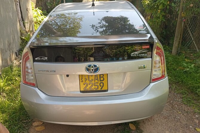 Colombo Airport (BIA) to Galle Private Airport Transfer - What Happens in the Car: AC Comfort and Luggage Help