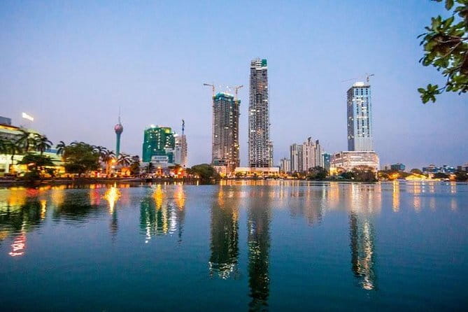 Colombo Airport to Colombo City Drop - The one thing to watch: the ride time is an estimate