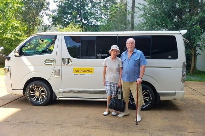 Colombo Airport to Colombo City Drop - A dedicated, air-conditioned ride that feels like your own bubble