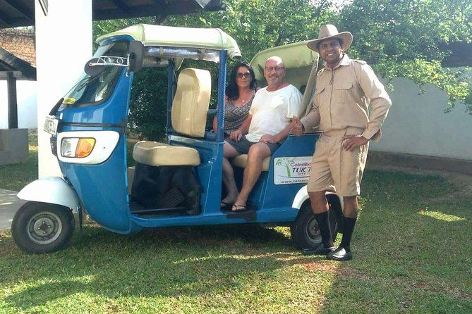 Colombo Bay Tuk Tuk City Tour - How the Route Builds: Temples, Civic Buildings, and Independence-Area Sights