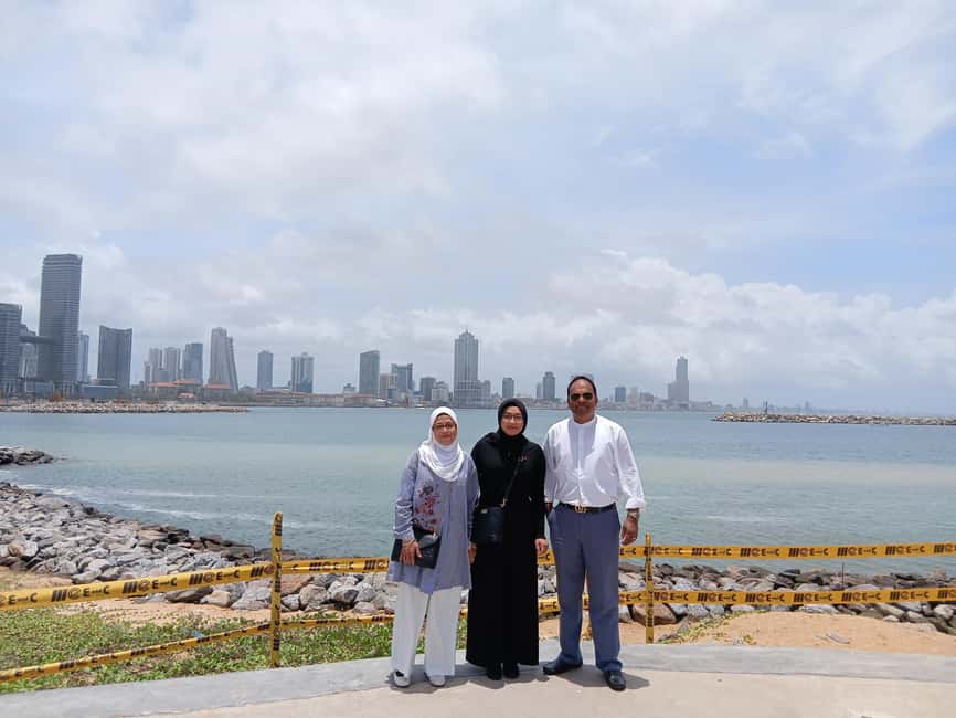 Colombo: City Sightseeing Tour by Car with Driver-Guide - Lotus Tower Views, Plus Galle Face Green for Ocean Air
