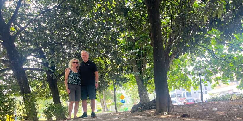 Colombo: City Sightseeing Tour by Tuk-Tuk with Pickup - Independence Square and Town Hall: where Colombo’s public life shows up