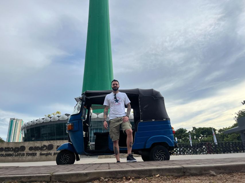 Colombo: City Sightseeing Tour by Tuk-Tuk with Pickup - Bandaranaike Memorial International Conference Hall: a major landmark with context