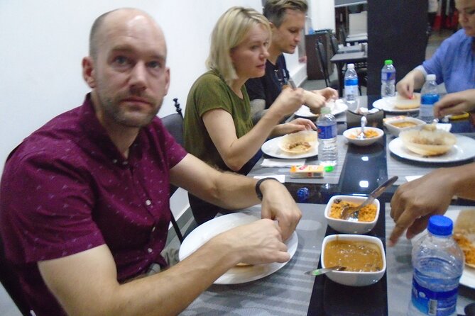 Colombo City Tour by Car – Private & All-Inclusive - Zylen Tea factory outlet: a practical souvenir stop