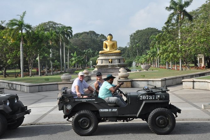 Colombo City Tour by War Jeep - Seaside Colonial Views: Galle Face Green, Dutch Hospital, and the Hotel Front