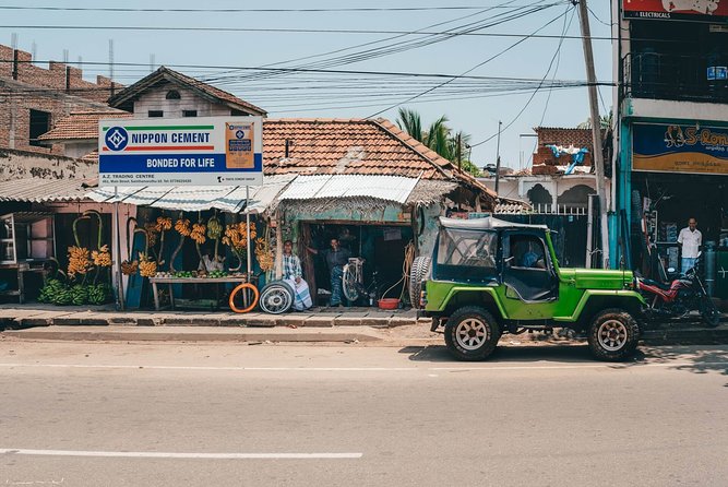 Colombo City Tour by War Jeep - Picking 0900 or 1500: How the Timing Shapes Your Ride