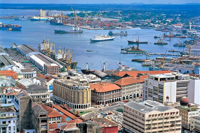 Colombo City Tour | From Colombo Port - Colombo Lighthouse: quick views, big backstory