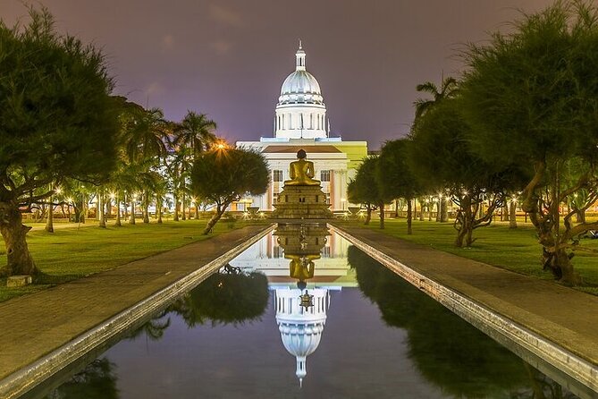 Colombo City Tour With Historical Places ( All Inclusive ) - Colombo’s religious variety: mosque, Hindu shrine room, and Gangaramaya (Vihara)