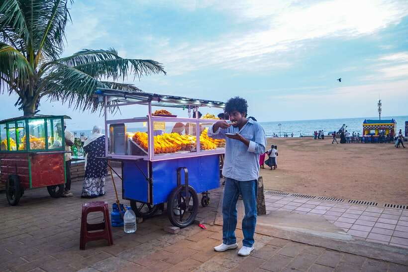 Colombo Local Food Tour by Tuk Tuk – All Inclusive - King Coconut and the Cooling Reset