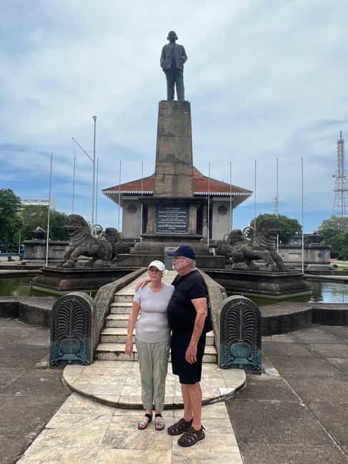 Colombo: Local Food Tour & Sightseeing by Tuk-Tuk with Meals - Drinks and meals included, and how to judge the value