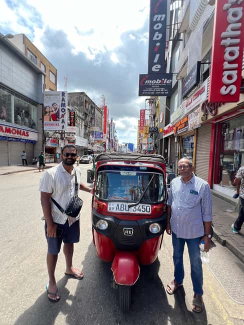 Colombo: Local Food Tour & Sightseeing by Tuk-Tuk with Meals - Meeting your guide, then setting the tone for what you want to eat