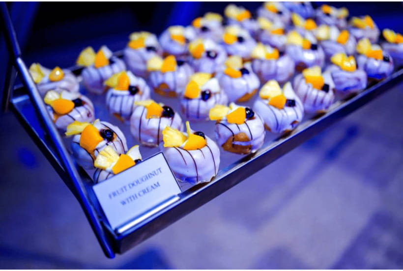 Colombo: Lotus Tower Celebration Dining Experience with Cake - Who this experience fits best, and who might not love it
