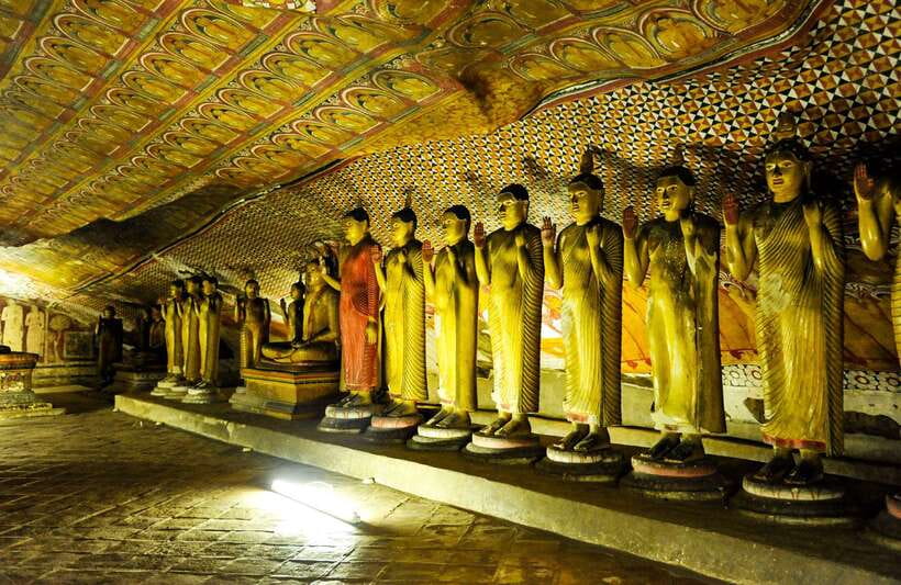 Colombo/Negombo: Sigiriya, Dambulla, and Minneriya Safari - Sigiriya Lion Rock climb: what the fortress steps really feel like
