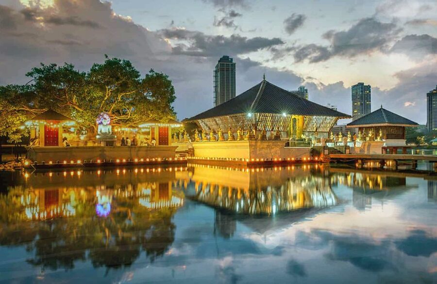 Colombo: One Day Private City Tour With Gangaramaya Temple - Cinnamon Gardens drive, Galle Face Green sea breeze, and the older Colombo mood