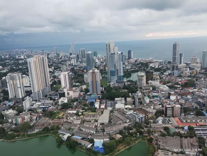 Colombo: private city tour from Negombo with hotel transfers - Sambodhi Chaithya climb or Lotus Tower lift, your choice for birds-eye views