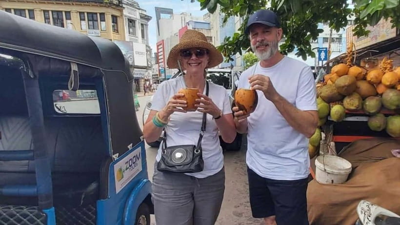 Colombo: Private City Tuk-Tuk Tour with Local Guide & Pickup - Colombo Fort area, lighthouse clock tower, and Kayman’s Gate