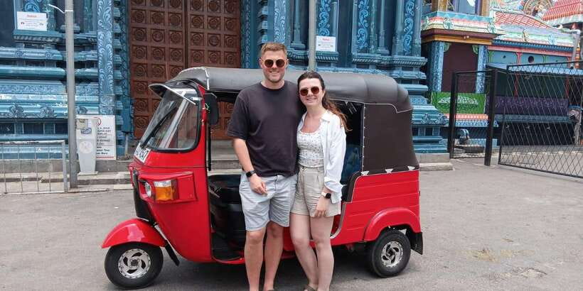 Colombo Private Guided City Tour by Tuk Tuk - All Inclusive - Pettah Floating Market and Pettah Market, shopping without the chaos tax
