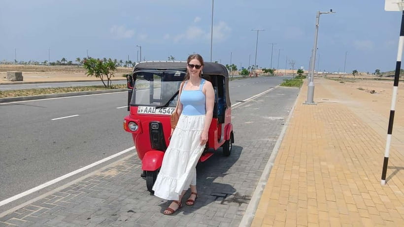 Colombo Private Guided City Tour by Tuk Tuk - All Inclusive - Tea factory free tasting, what you actually get in the moment