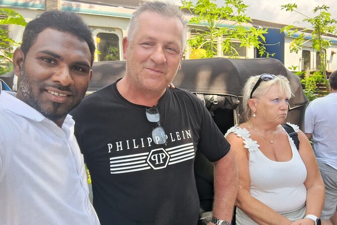 Colombo Private Tuk-Tuk City Tour with All Entry Fees Included - Hotel Pickup and the King Coconut Water Detail That Matters