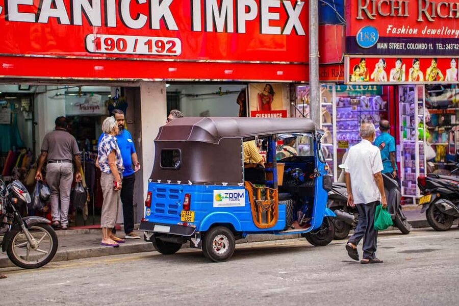 Colombo: Private Tuk-Tuk City Tour with Guide & All Tickets - Colonial icons: Old Parliament, Town Hall, Clock Tower and Independence Square