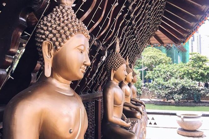 Colombo Sightseeing & Shopping - Laksala Craft Shopping: The Point of Going With a Guide