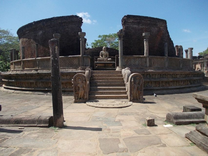 Colombo: Sri Lanka Cultural Triangle Hotspots 2-Day Tour - Minneriya National Park safari: elephants, but treat it as an add-on
