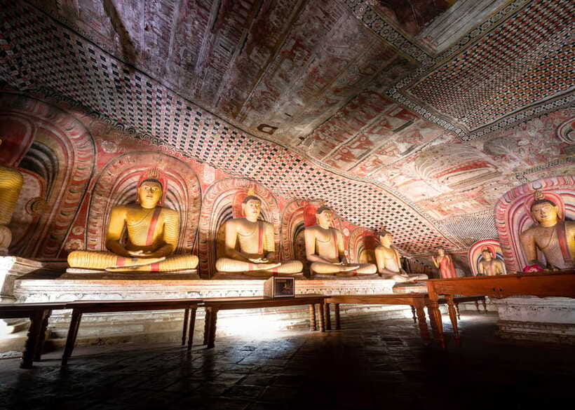 Colombo: Sri Lanka Cultural Triangle Hotspots 2-Day Tour - Spice/herbal stop, jewelry voucher, and how to handle the “shop” time
