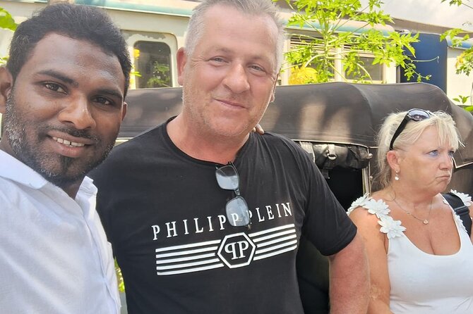 Colombo tuk tuk city tour -Entry Fees, and food Included - The $30 price that actually makes sense
