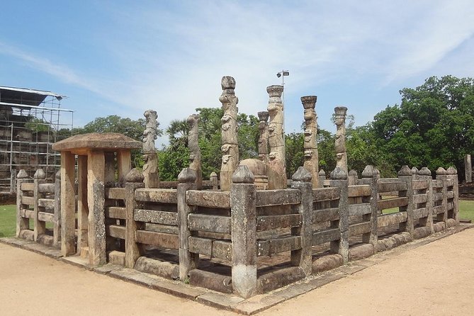 Day tour to Sigiriya,Dambulla & Polannaruwa (3 word heritage places) from Kandy - What your driver actually does on a private tour