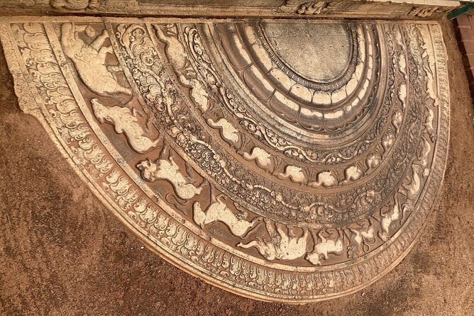 Delve Into Ancient Anuradhapura with Optional Visit to Mihintale - Sakwala Chakraya (Star Gate): The Feature You Could Miss Alone