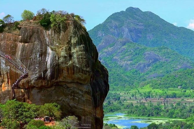 Discover Sigiriya Dambulla and Minneriya Park in Day Tour - Sigiriya Rock Fortress: lion’s gate, frescoes, and the climb reality