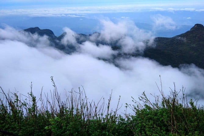Discover Sri Lanka with Tailored Tours for Timeless Memories - Lake and nature time: Sembuwaththa Lake and Riverston