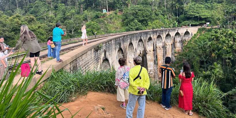 Discover the Best of Sri Lanka in 2 Days - The Little Adams Peak Sunset Hike in Ella