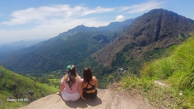 Ella: 9 Arches Bridge, Little Adam's Peak, Tea Factory - When this tour is a great fit, and when it isn’t