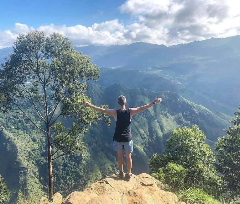 Ella: Ella Rock, 9 Arch, Little Adams Peak, & Waterfall Tour - Demodara-Ella Train Ride: Tea Country, But Watch the Comfort